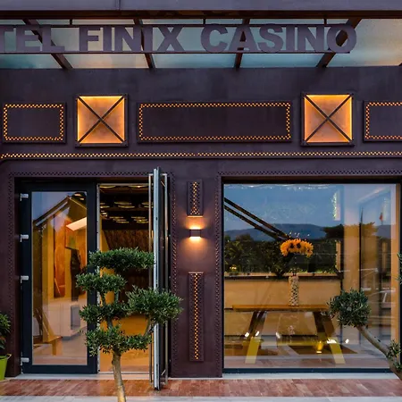 Finix Casino מלון