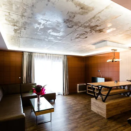 ホテル Finix Casino Kulata